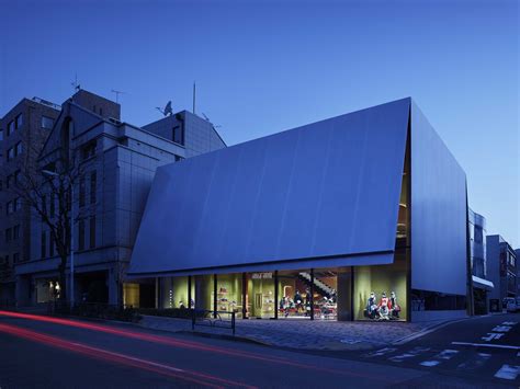 Miu Miu Aoyama Store / Herzog & de Meuron 